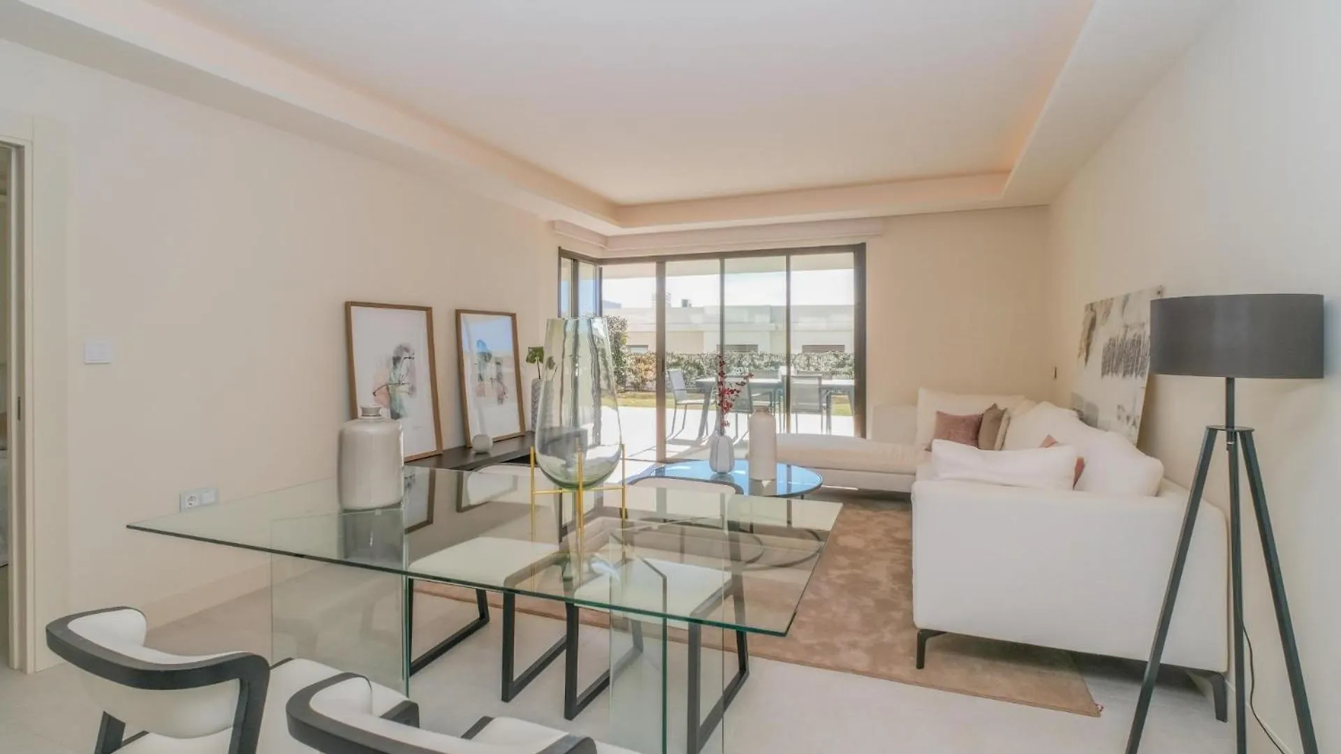Lujoso Apartamento En 1ª Linea Estepona Apartment